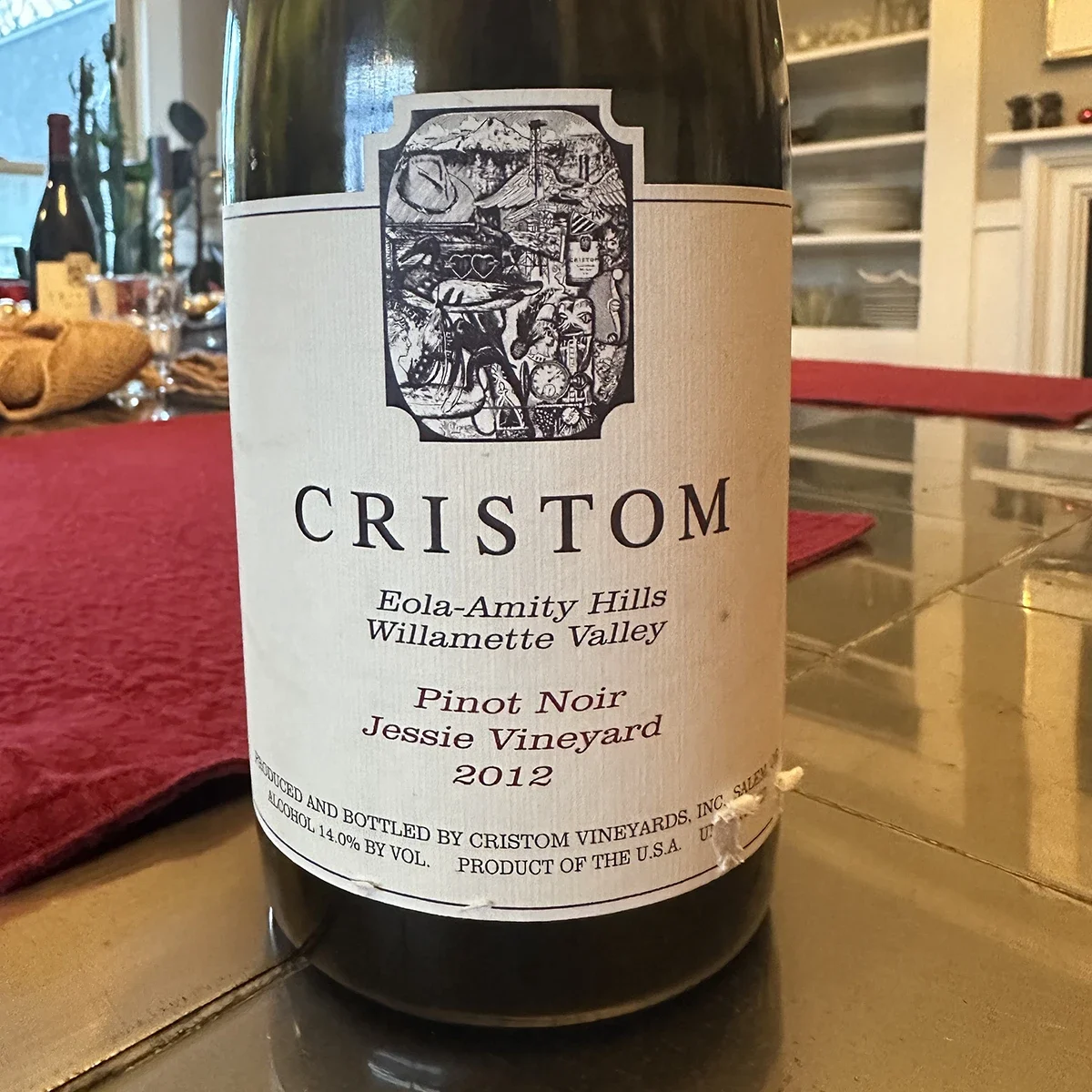 Cristom wine bottler