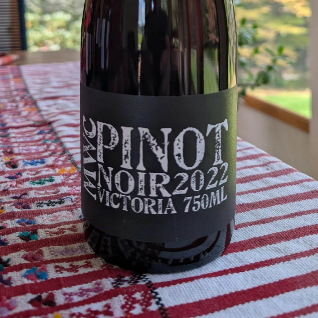 Victoria Pinot