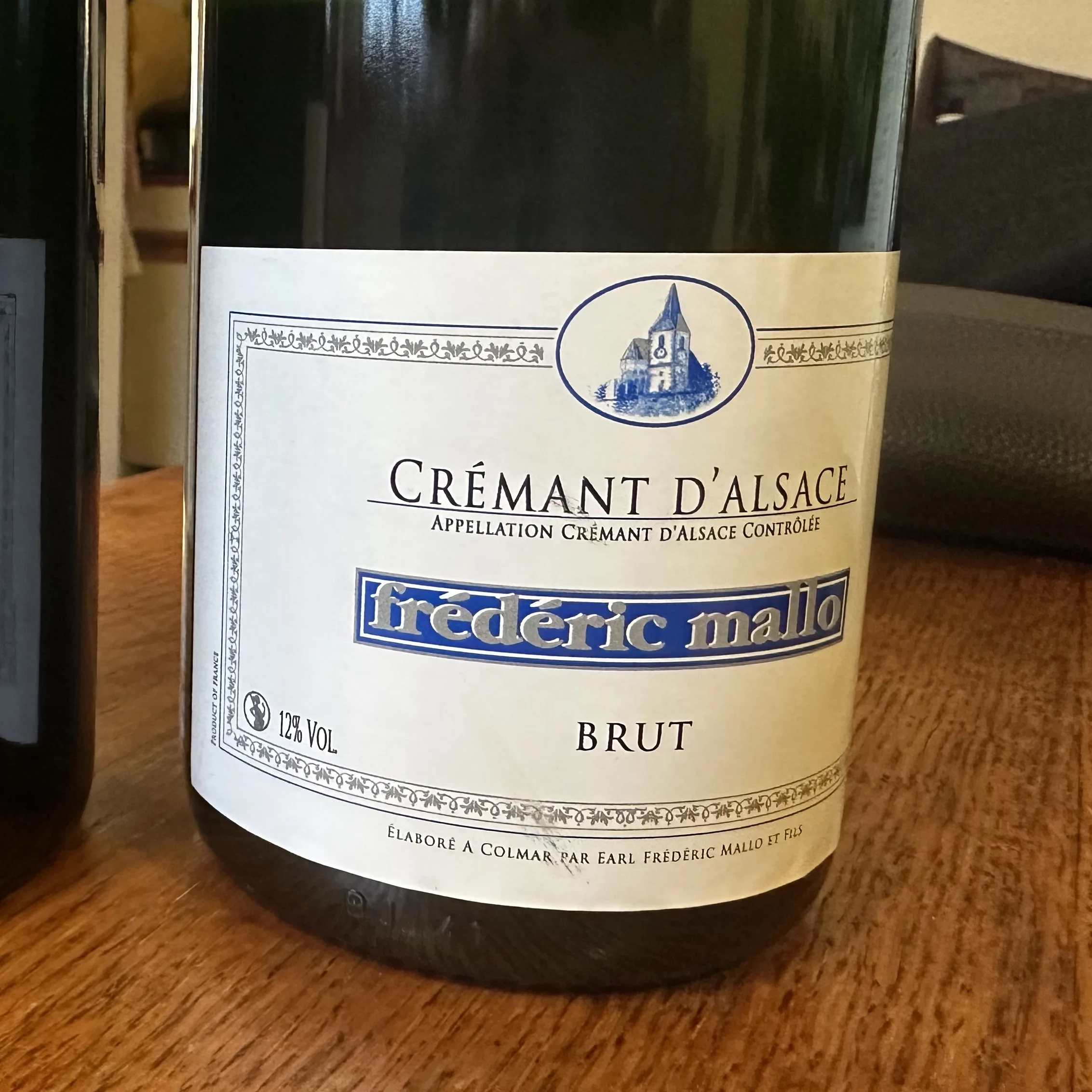 CREMANT D’ALSACE wine label